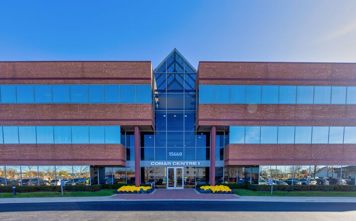 Pictures of Office property located at 1S660 Midwest Rd, Oakbrook Terrace, IL 60181 for lease - image #1