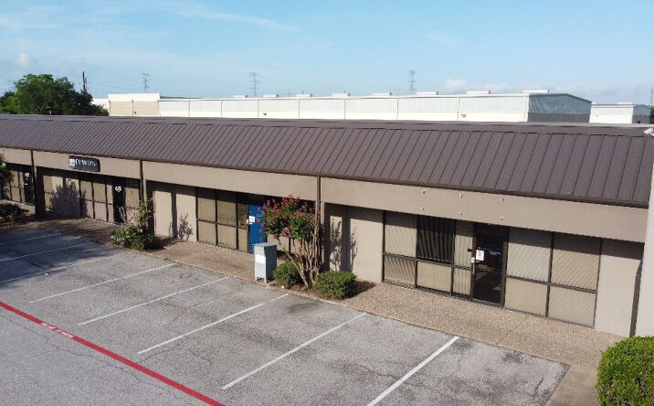 Pictures of Industrial property located at 10900 Brittmoore Park Dr, Houston, TX 77041 for lease - image #1