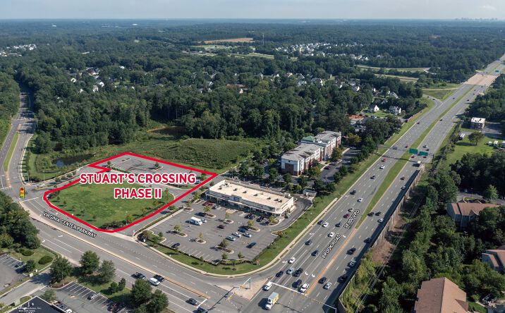 Pictures of Retail property located at 1067 Virginia Center Pkwy, Glen Allen, VA 23059 for lease - image #1
