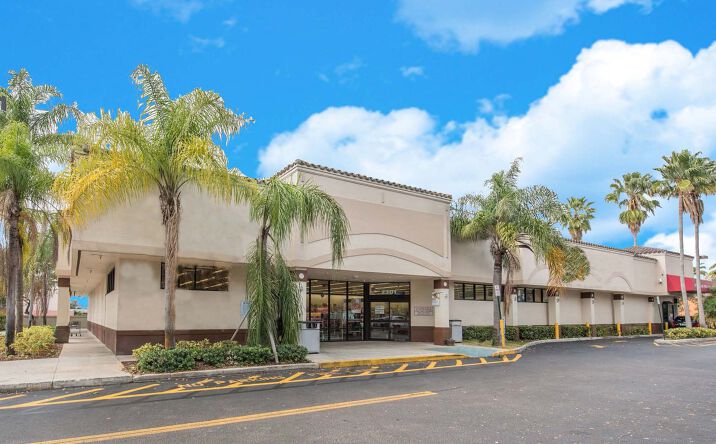 Pictures of Retail property located at 2301 N University Dr, Sunrise, FL 33322 for lease - image #1