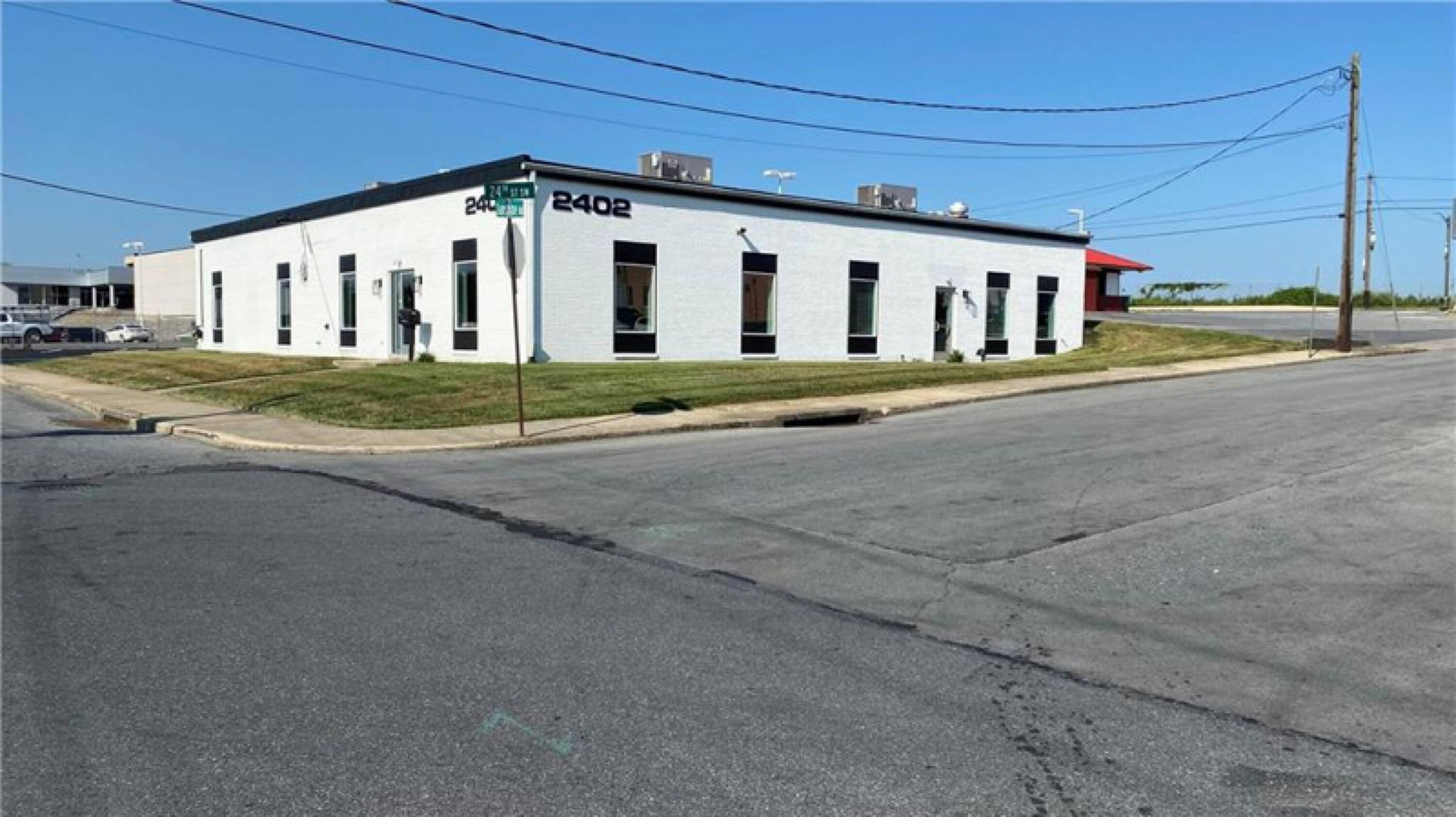 2402 Sunshine Rd, Allentown, PA 18103