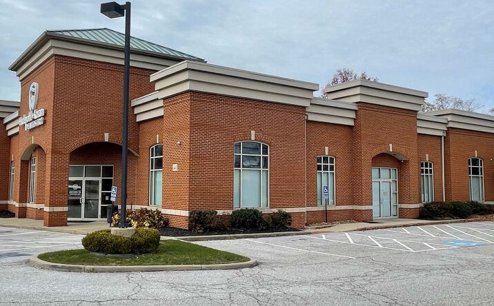 Pictures of Retail, Office property located at 34465 Euclid Ave, Willoughby, OH 44094 for lease - image #1