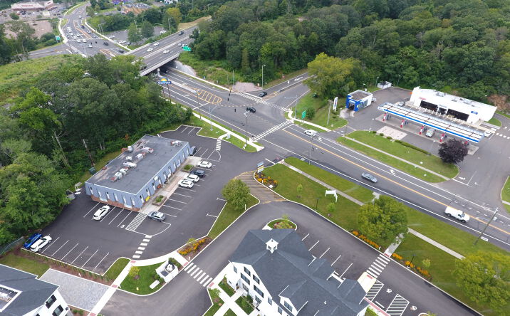 Pictures of Office, Retail, Restaurant property located at 365 E Main St, Branford, CT 06405 for lease - image #1