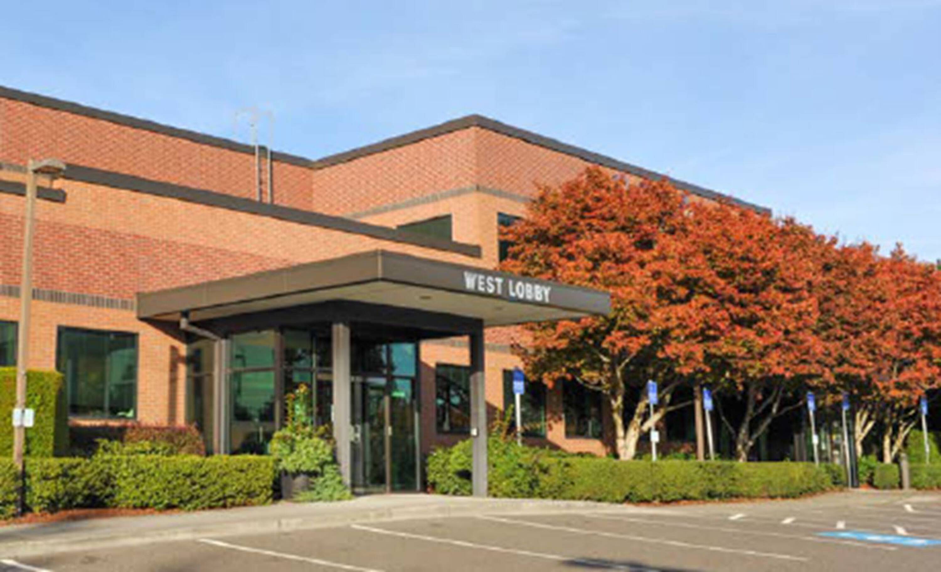 9450 SW Barnes Rd, Portland, OR 97225