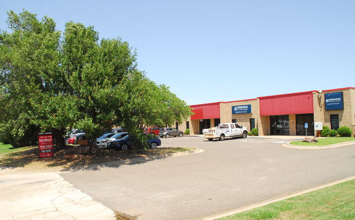 Pictures of Industrial property located at 2600 Linda Ln, Edmond, OK 73013 for lease - image #1