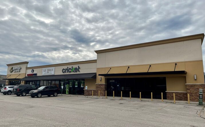 Pictures of Retail property located at 865 Dairy Ashford Rd, Houston, TX 77079 for lease - image #1