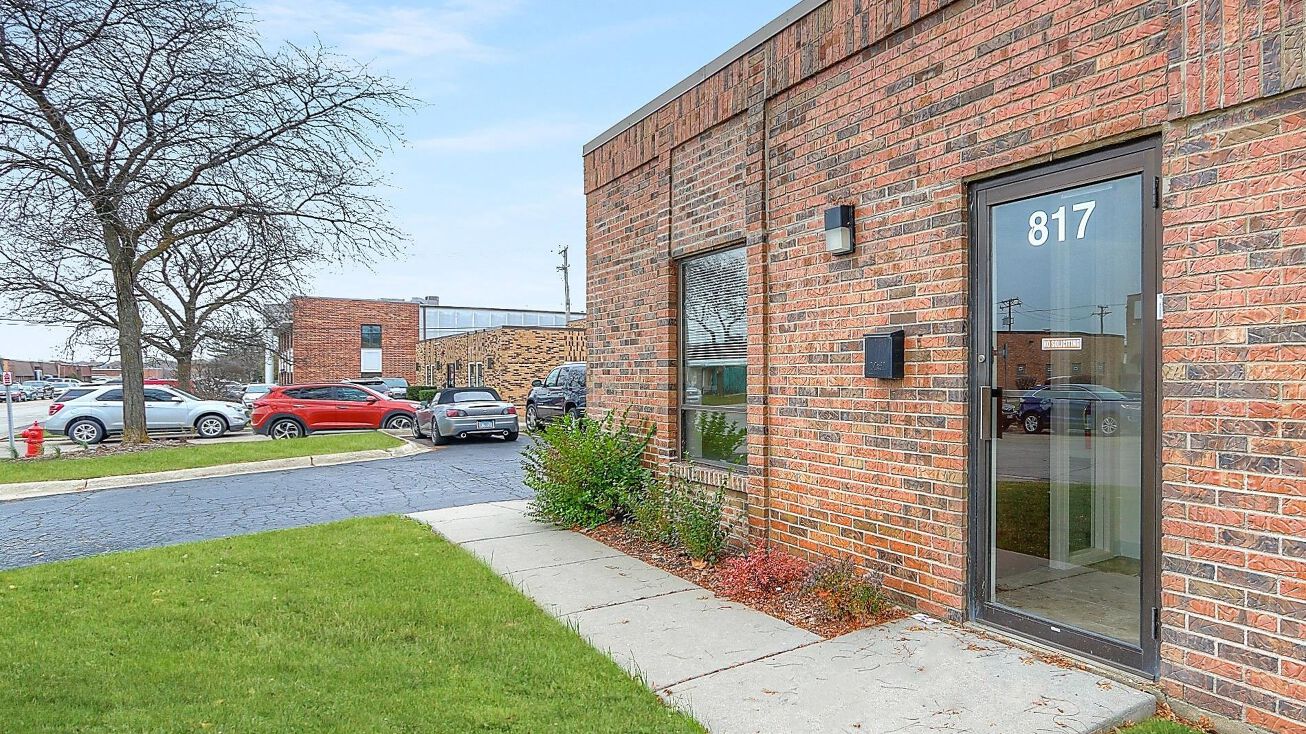 817 Morse Ave, Schaumburg, IL 60193 Office Space for Lease 817
