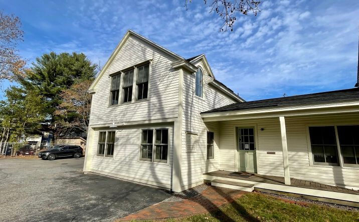 Pictures of Office property located at 6 Cumberland St, Brunswick, ME 04011 for lease - image #1