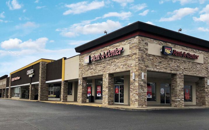 Pictures of Retail property located at 14346 Warwick Blvd, Newport News, VA 23602 for lease - image #1