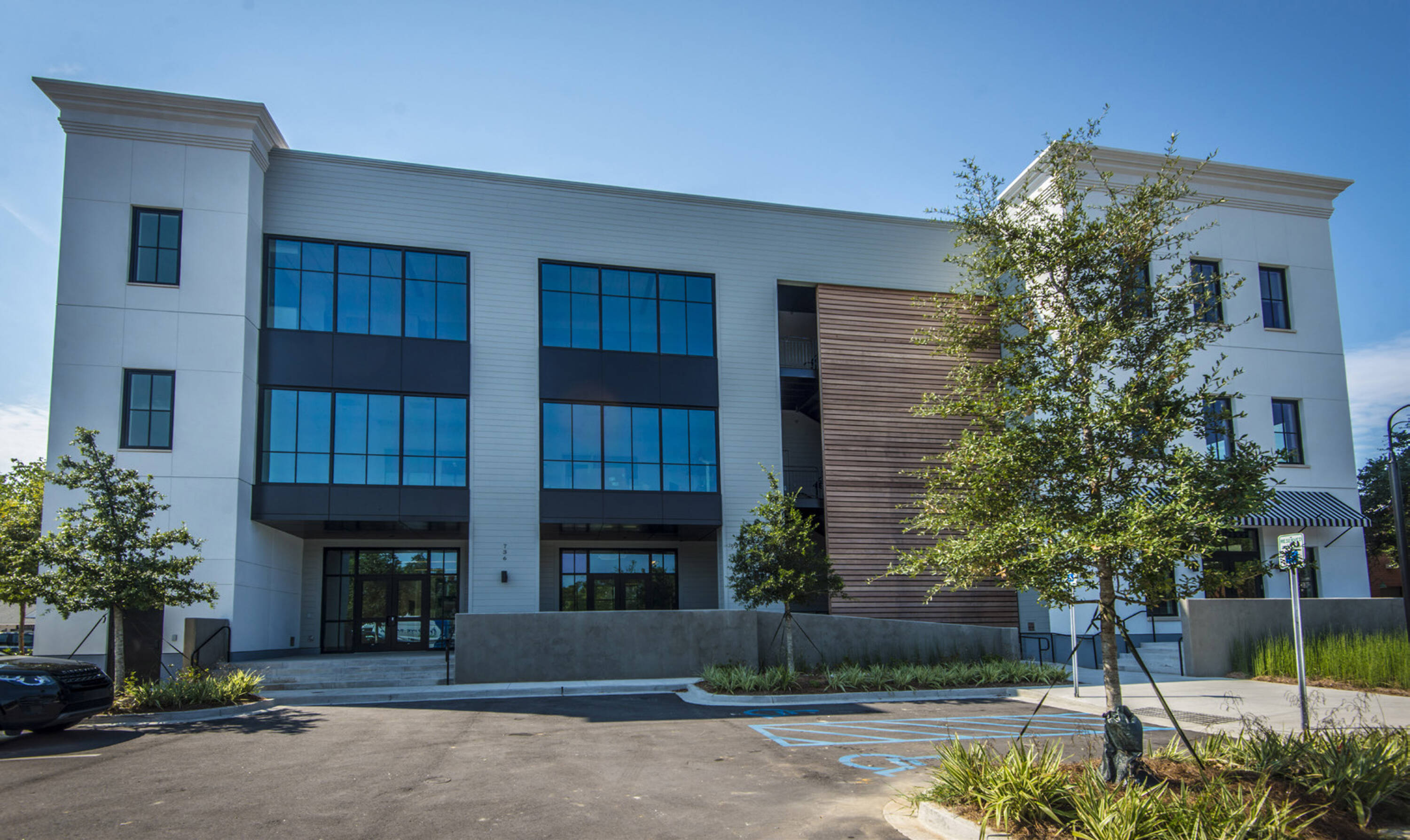 736 Coleman Blvd, Mt Pleasant, SC 29464