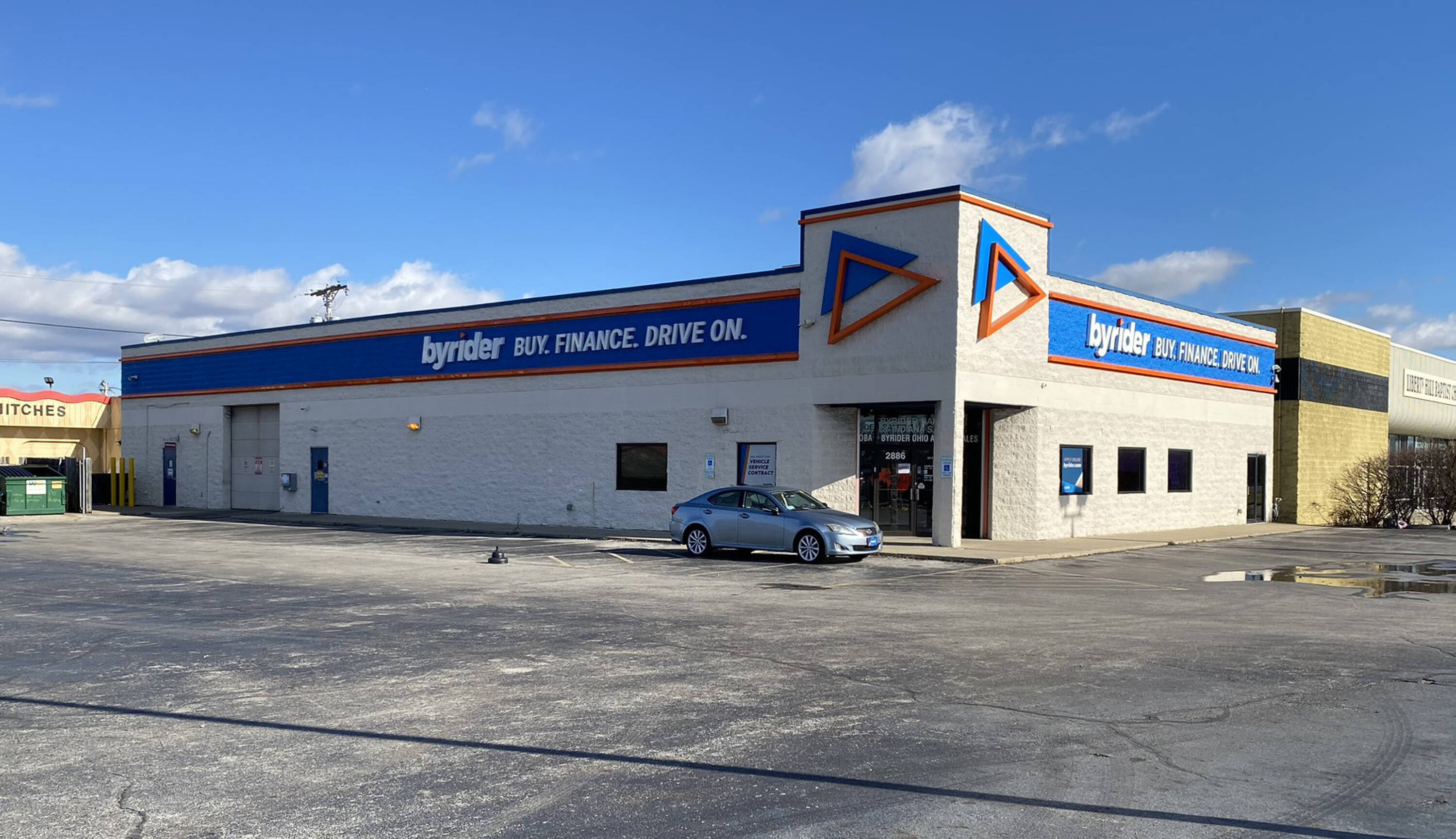 2886 S Hamilton Rd, Columbus, OH 43232