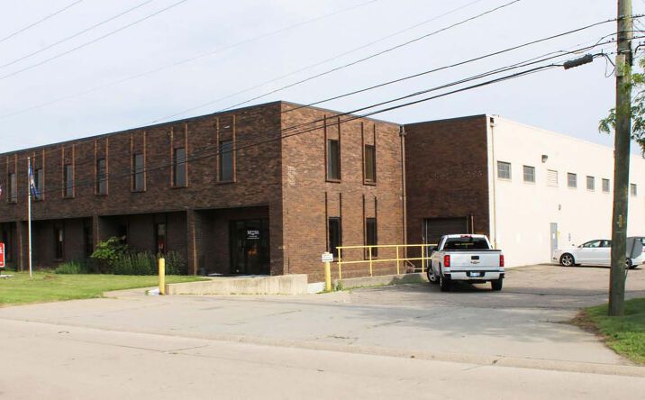 Pictures of Office, Industrial property located at 33200 Capitol St, Livonia, MI 48150 for lease - image #1