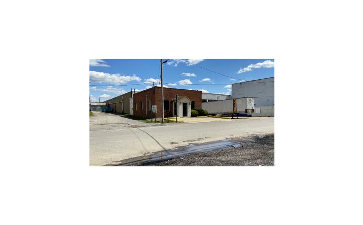 Pictures of Industrial property located at 90 Halstead Blvd, Zelienople, PA 16063 for lease - image #1