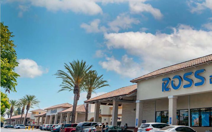 Pictures of Retail property located at 198 Yorba Linda Blvd, Placentia, CA 92870 for lease - image #1