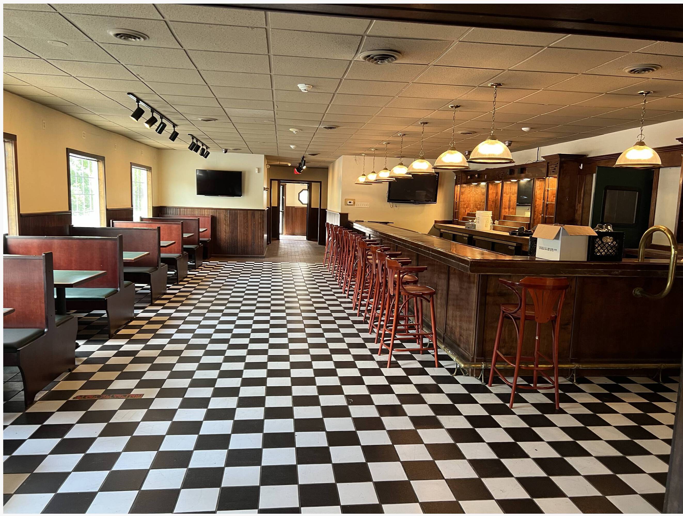 607 Coldwater Rd, Rochester, NY 14624