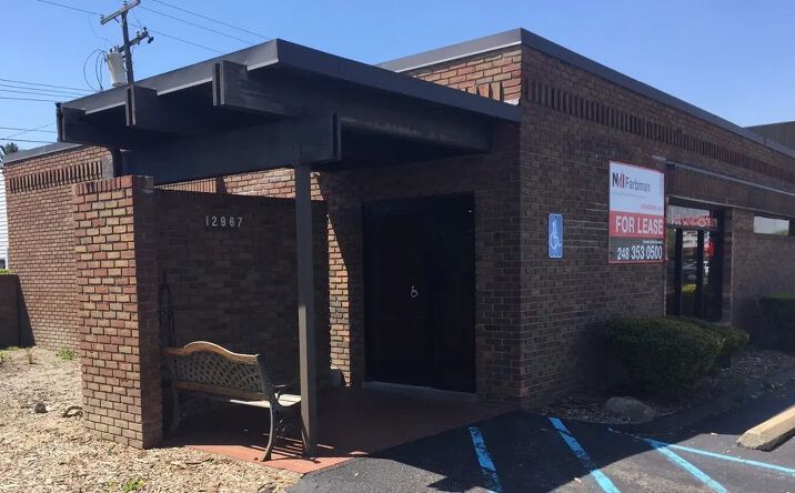 Pictures of Retail, Office property located at 12967 Northline, Southgate, MI 48195 for lease - image #1
