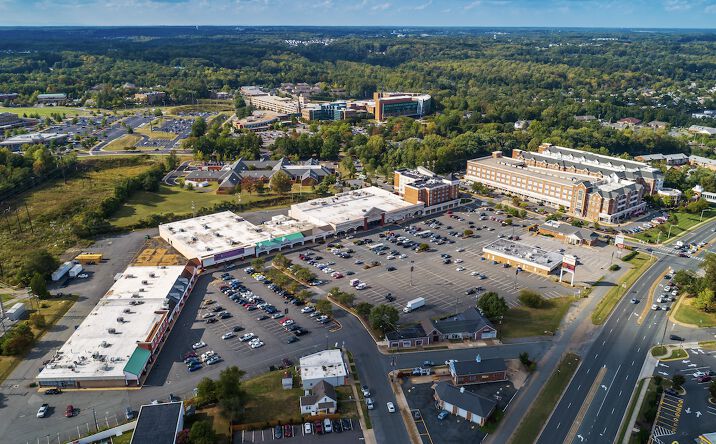 Pictures of Retail property located at 1289 Emancipation Hwy, Fredericksburg, VA 22401 for lease - image #1