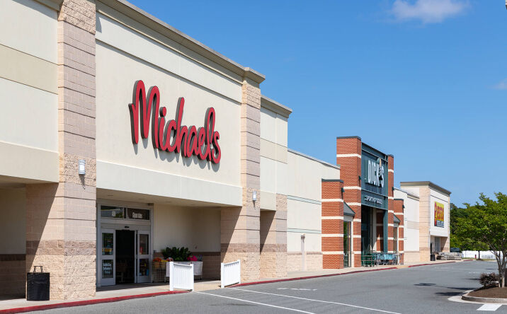 Pictures of Retail property located at 100-919 Glynn Isle, Brunswick, GA 31525 for lease - image #1