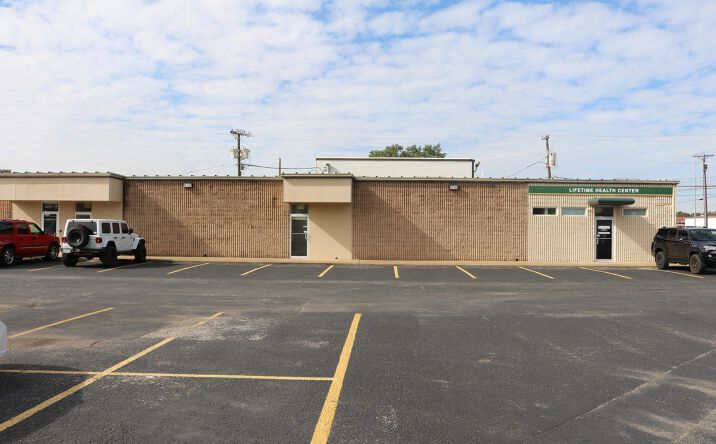 Pictures of Office, Special Purpose property located at 1420 W SW Loop 323, Tyler, TX 75703 for lease - image #1