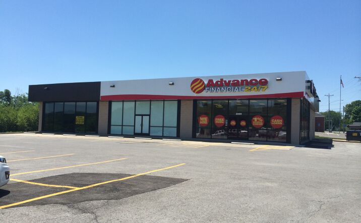 Pictures of Retail property located at 1009 Huntsville Hwy, Fayetteville, TN 37334 for lease - image #1