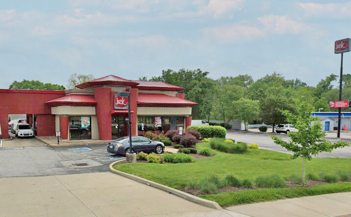 Pictures of Retail property located at 1016 S 5th St, Saint Charles, MO 63301 for lease - image #1