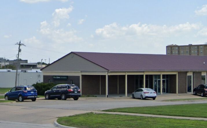 Pictures of Office property located at 5709 SW 21st St, Topeka, KS 66604 for lease - image #1