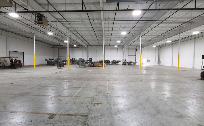 Pictures of Industrial property located at 4925-4931 Indian School Rd NE, Salem, OR 97305 for lease - image #1