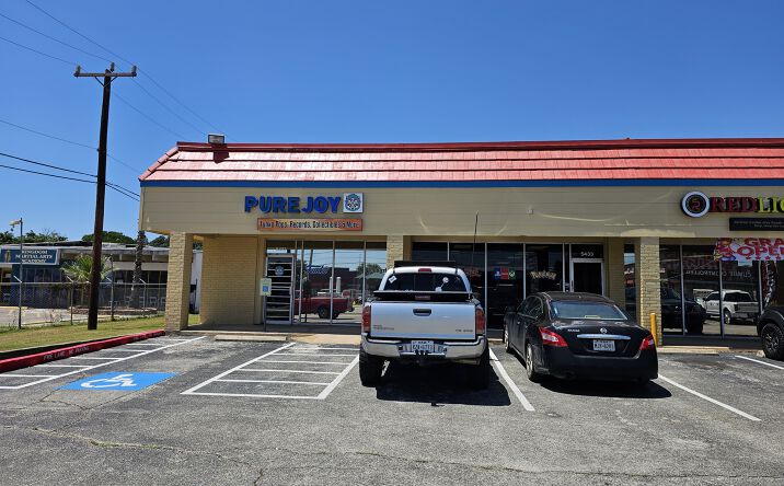 Pictures of Retail, Special Purpose, Office property located at 5433 Grissom Rd, San Antonio, TX 78238 for lease - image #1