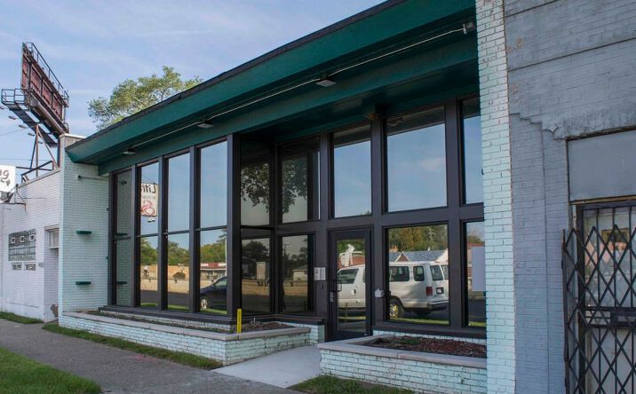 Pictures of Office property located at 18040 James Couzens Fwy, Detroit, MI 48235 for lease - image #1