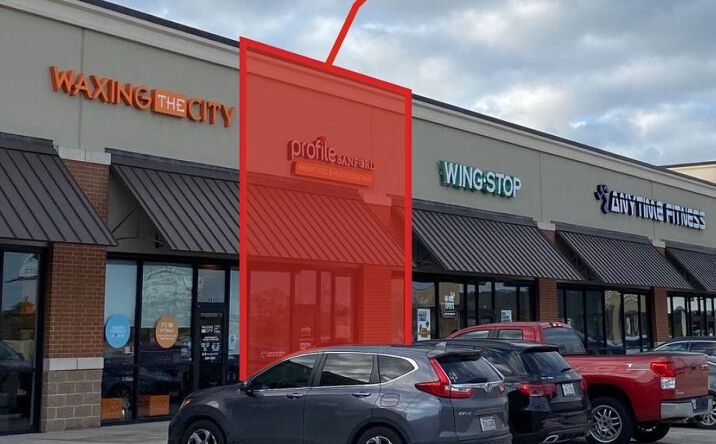 Pictures of Retail property located at 4740 Nelson Rd, Lake Charles, LA 70605 for lease - image #1
