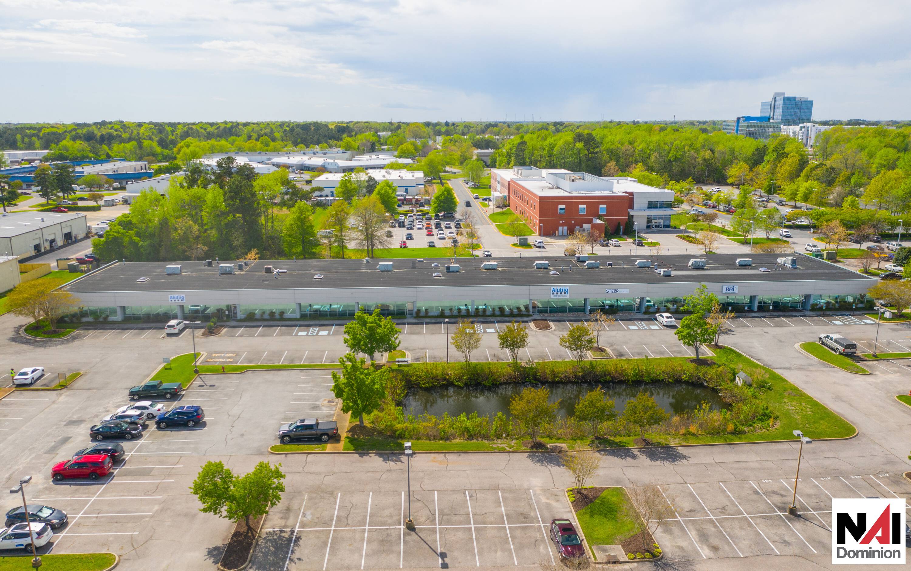 737 Volvo Pkwy, Chesapeake, VA 23320