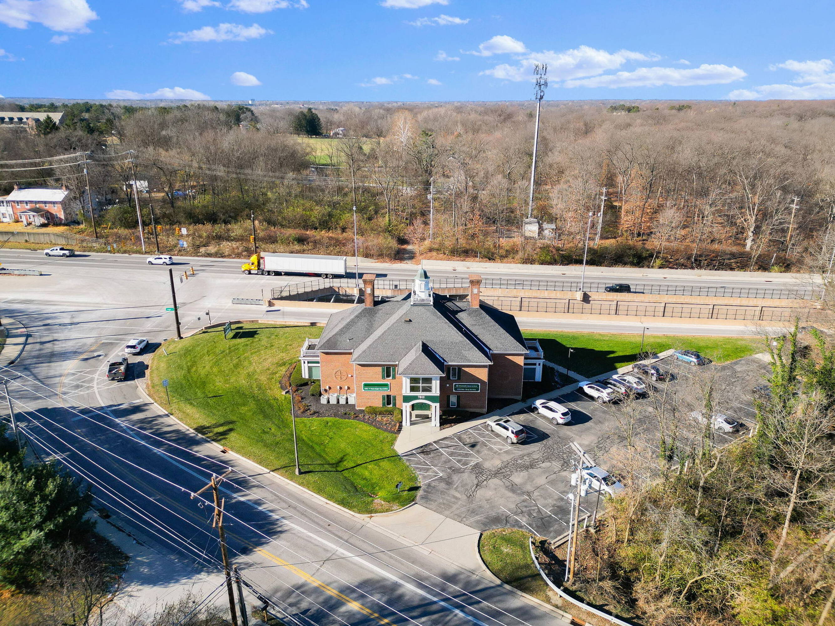 7811 Flint Rd, Columbus, OH 43235