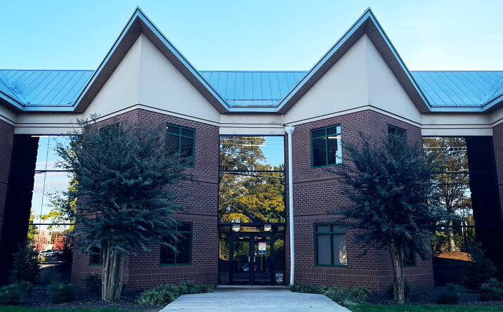 Pictures of Office property located at 681 Hioaks Rd, Richmond, VA 23225 for lease - image #1