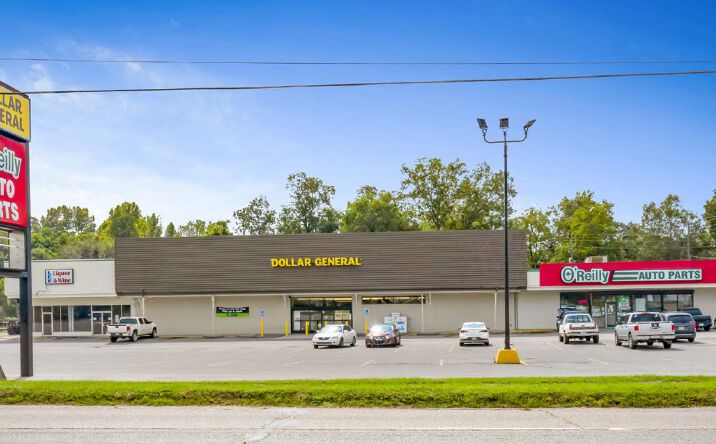 Pictures of Retail property located at 4305 8th St, Meridian, MS 39307 for lease - image #1
