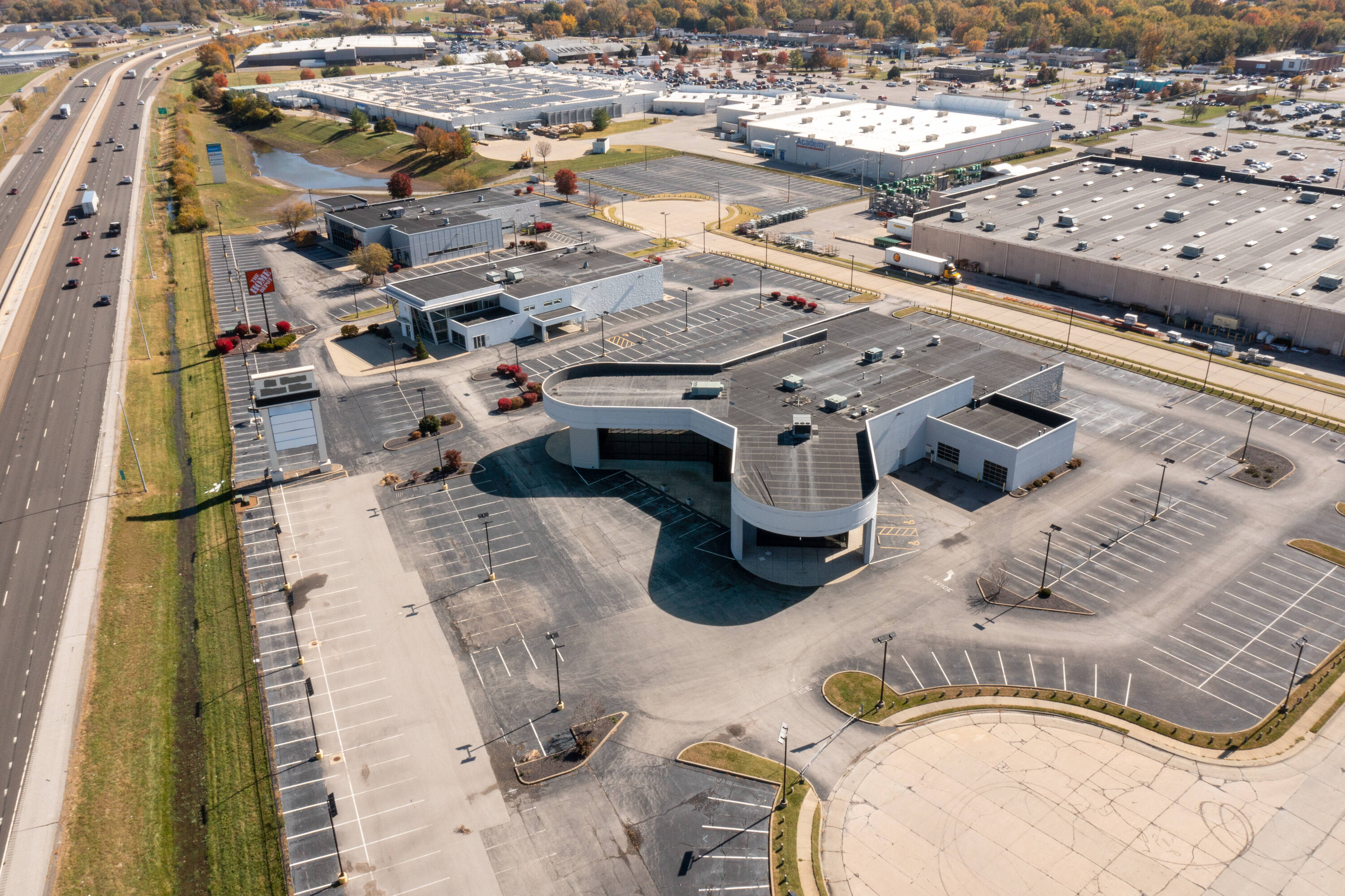 105 Auto Ct, O'Fallon, IL 62269