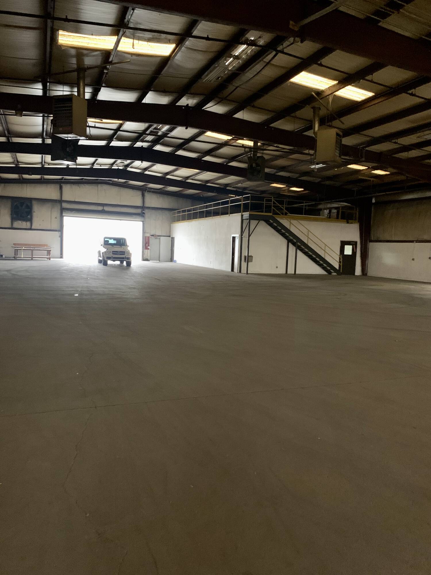 2703 Chalk Hill Rd, Dallas, TX 75212