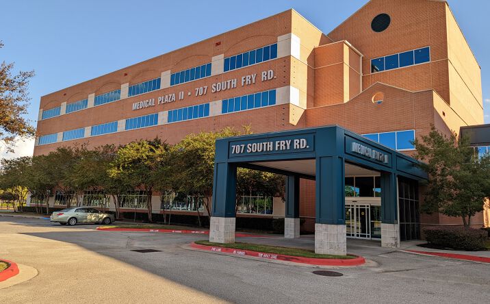 Pictures of Office property located at 707 S Fry Rd, Katy, TX 77450 for lease - image #1