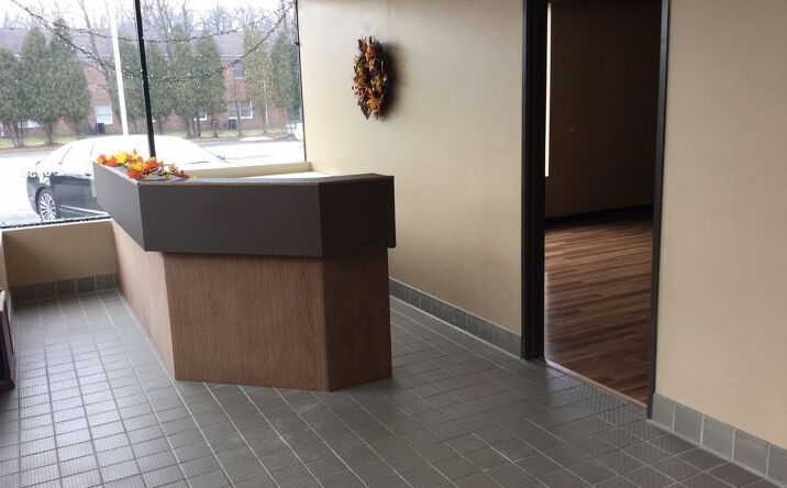 Pictures of Retail, Office property located at 8519-8547 Macomb, Grosse Ile Township, MI 48138 for lease - image #1