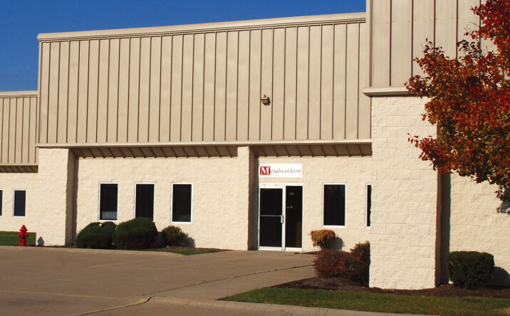 Pictures of Office, Industrial property located at 4487 Industrial Pkwy, Cleveland, OH 44135 for lease - image #1