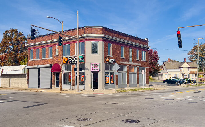 Pictures of Retail property located at 923 Starr Ave, Toledo, OH 43605 for lease - image #1