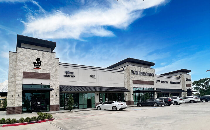 Pictures of Retail property located at 20326 Tomball Pkwy, Tomball, TX 77070 for lease - image #1