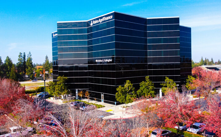 Pictures of Office property located at 45 River Park Pl W, Fresno, CA 93721 for lease - image #1