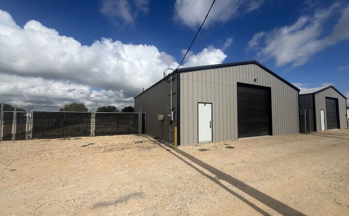 Pictures of Industrial property located at 40 Sauder Dr, New Braunfels, TX NULL for lease - image #1