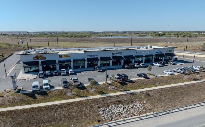 Pictures of Retail, Land property located at 3065 E Loop 1604 N, Converse, TX 78109 for lease - image #1