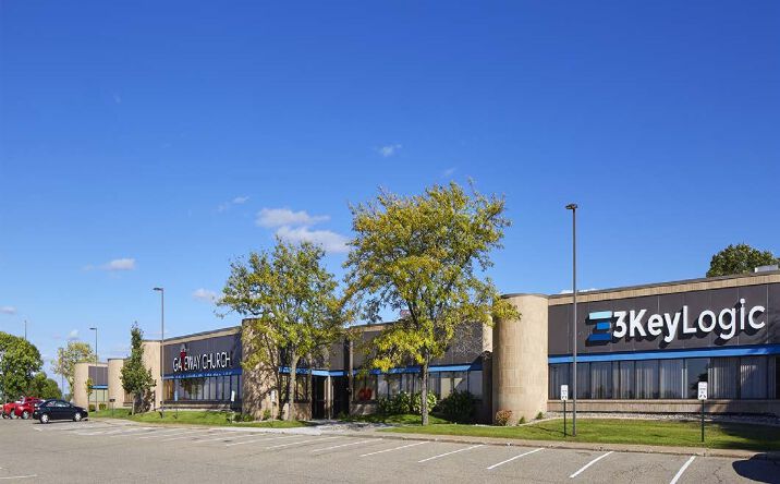 Pictures of Office property located at 401 W Travelers Trail, Burnsville, MN 55337 for lease - image #1