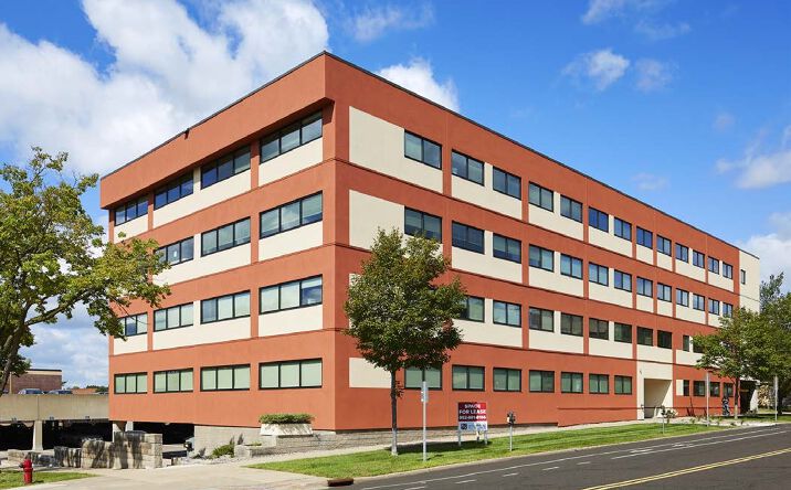 Pictures of Office property located at 555 Park St, St Paul, MN 55103 for lease - image #1