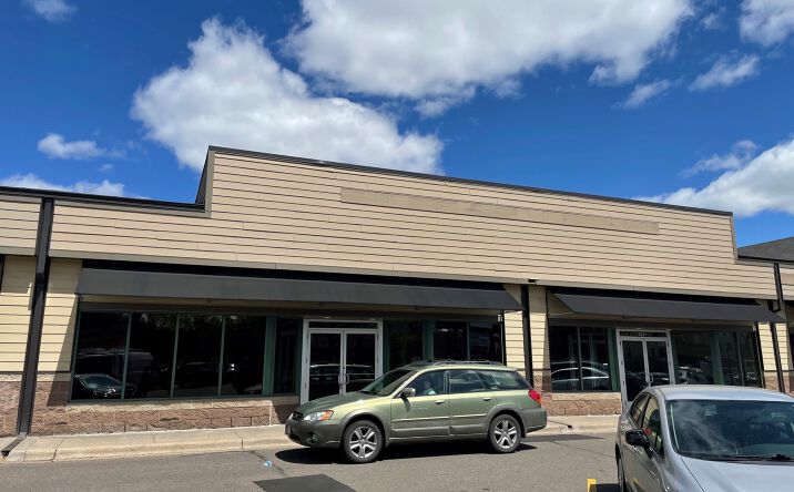 Pictures of Retail property located at 2212 Hennepin Ave, Minneapolis, MN 55405 for lease - image #1