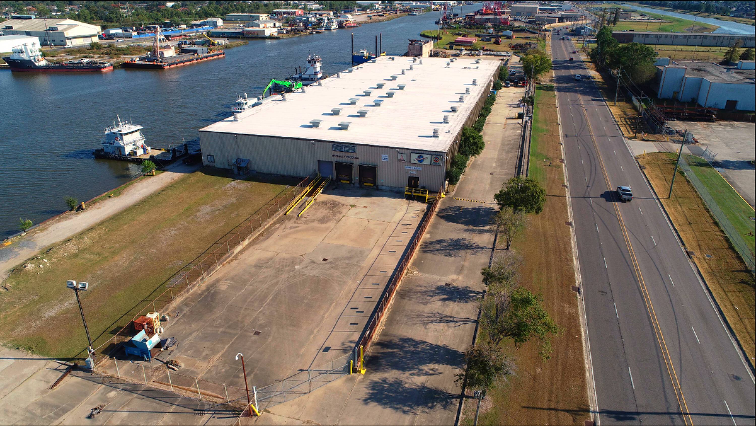 1400 Destrehan Ave, Harvey, LA 70058