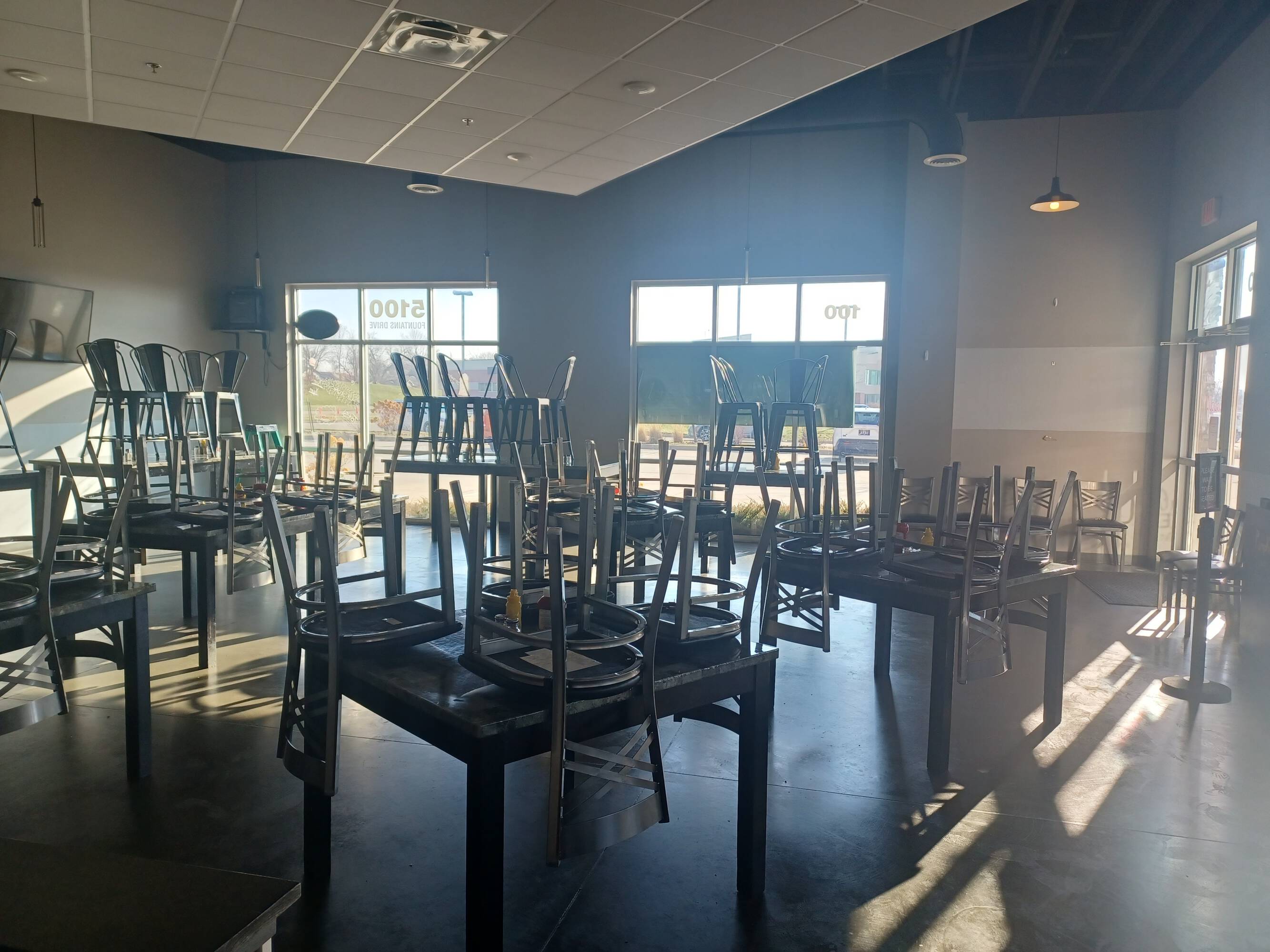 5100 Fountains Dr NE, Cedar Rapids, IA 52411