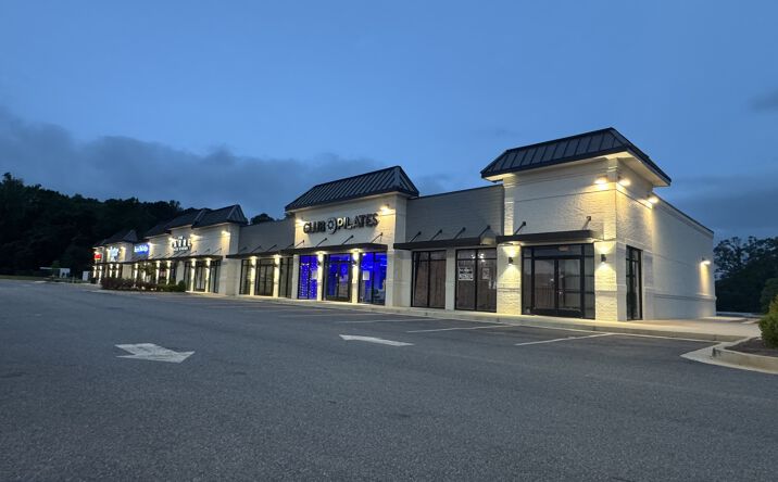 Pictures of Retail property located at 1448 Bass Rd, Macon, GA 31210 for lease - image #1